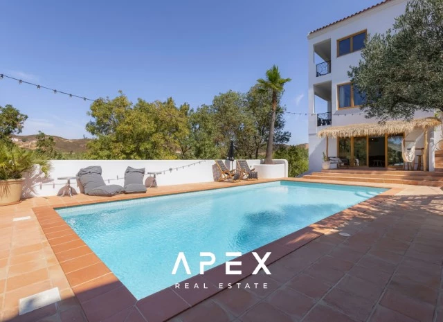A Unique Long-Term Rental in Silves Countryside, situated next to the Tranquil River