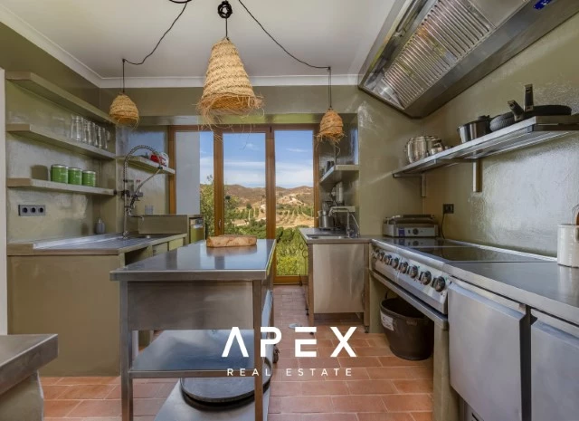 A Unique Long-Term Rental in Silves Countryside, situated next to the Tranquil River