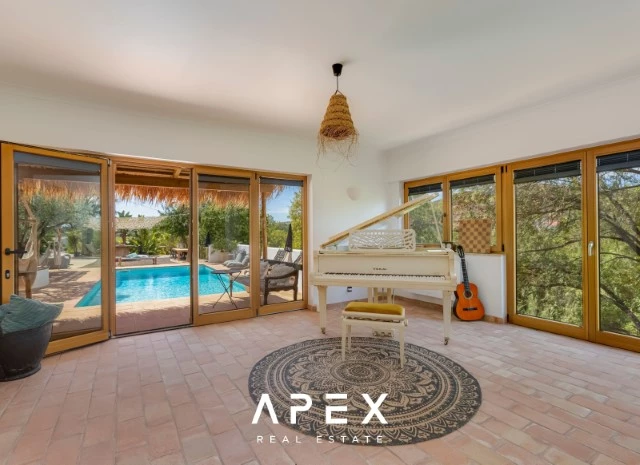 A Unique Long-Term Rental in Silves Countryside, situated next to the Tranquil River