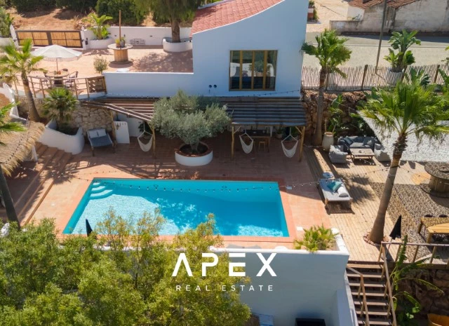 A Unique Long-Term Rental in Silves Countryside, situated next to the Tranquil River